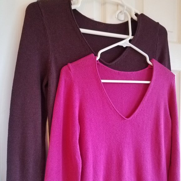 2 for 1 - V Neck sweaters - Picture 9 of 12